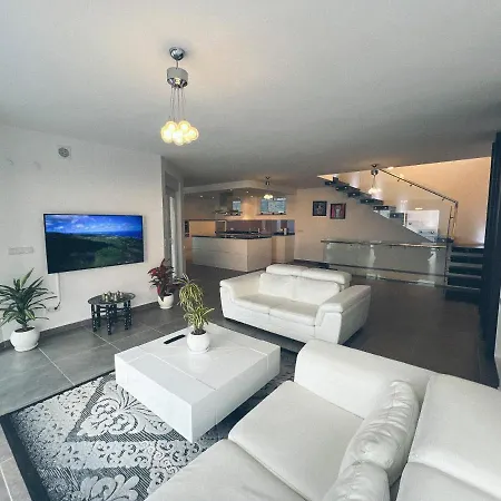 Business & Relax In Alanya, Privacy, Pool, 3 Floors, Top-class فندق ألانيا