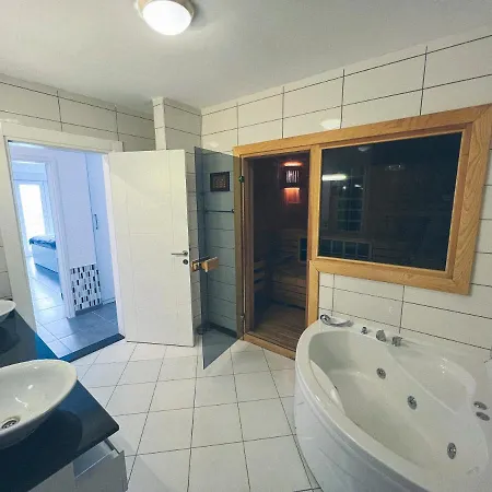 Business & Relax In Alanya, Privacy, Pool, 3 Floors, Top-class 4* ألانيا