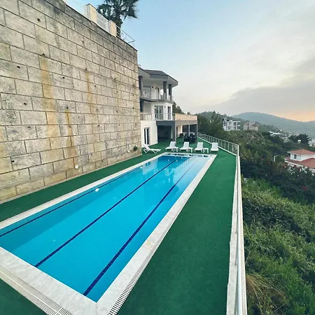 Business & Relax In Alanya, Privacy, Pool, 3 Floors, Top-class Hotel 4*